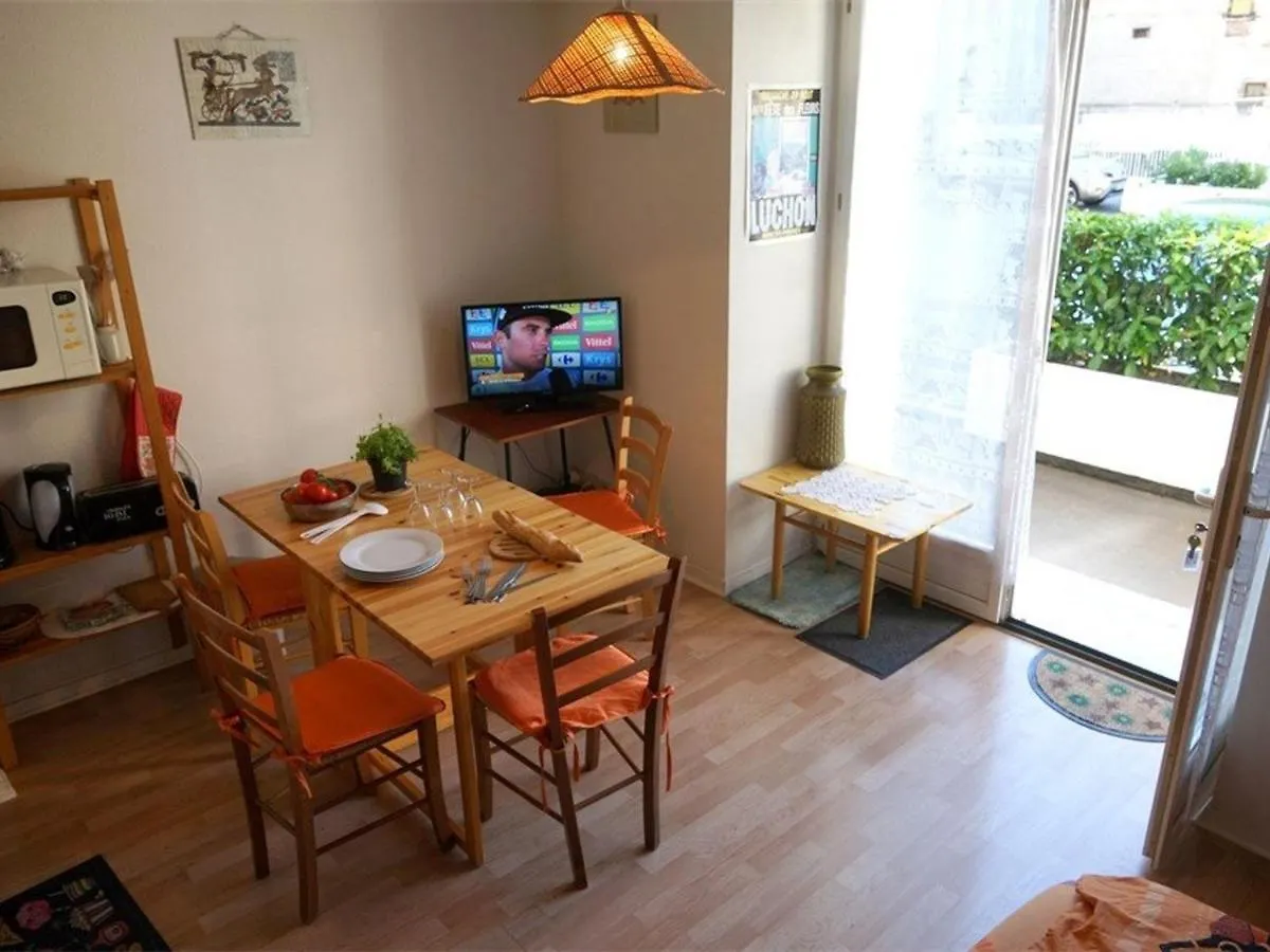 Διαμέρισμα Charmant T2 Rdc Avec Jardinet Et Parking, Proche Thermes Et Commerces - Fr-1-313-152 Bagnères-de-Luchon Γαλλία